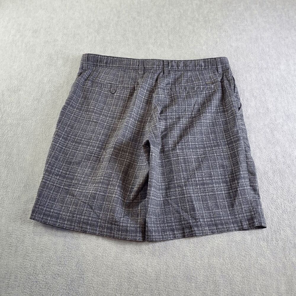 Greg Norman Shorts Mens 34 Gray Plaid Bermuda Casual Flat Front Slim Fit Outdoor